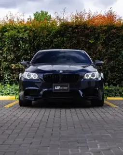 
										BMW M5 full									