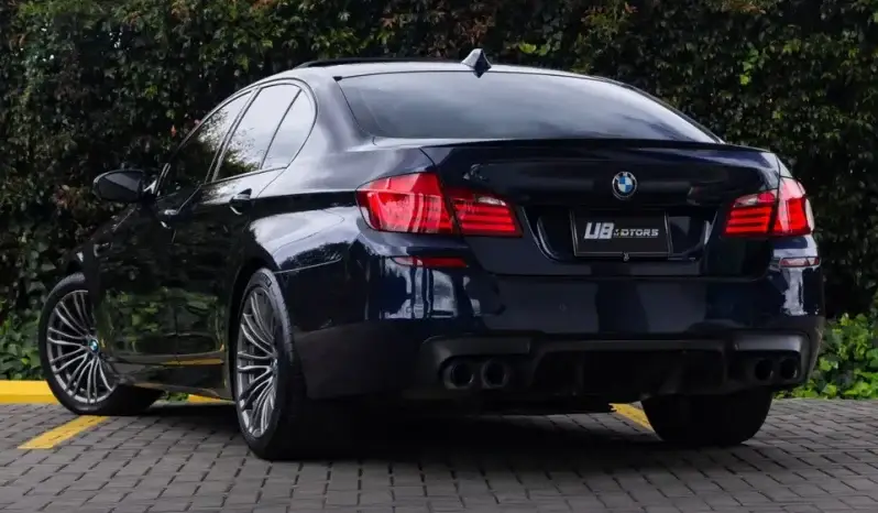
								BMW M5 full									